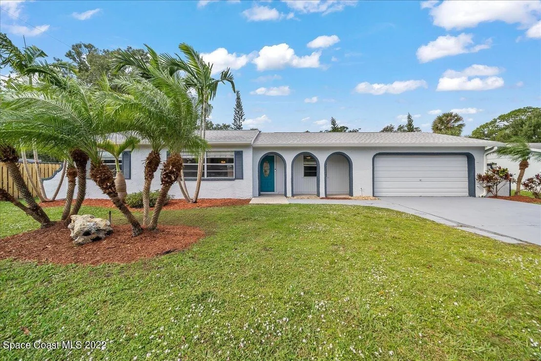 Photo of 181 E Haven Drive
