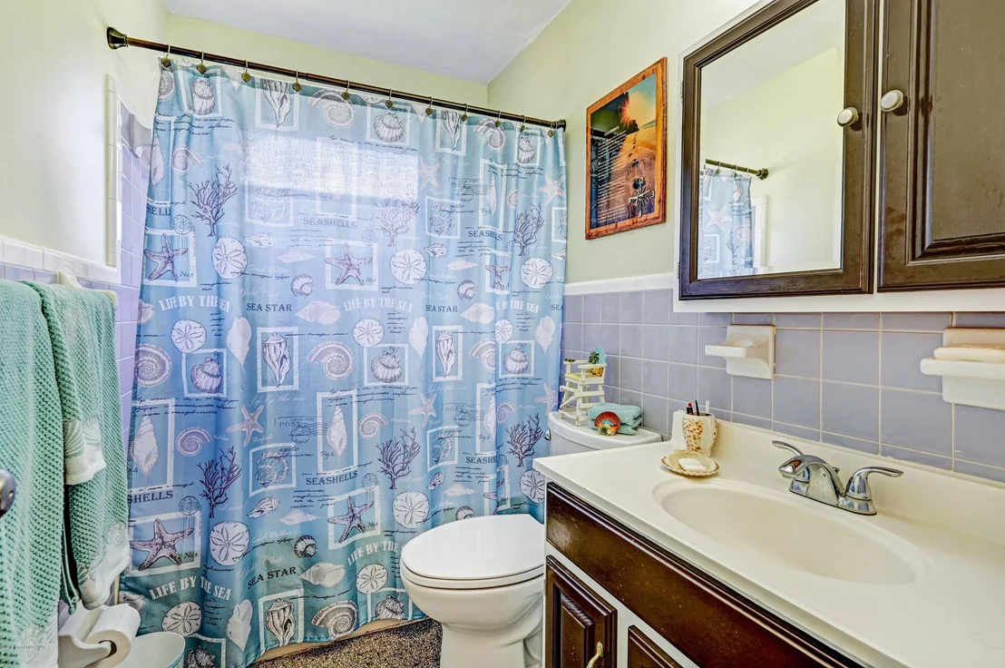 Photo of 2521 N Palm Drive N