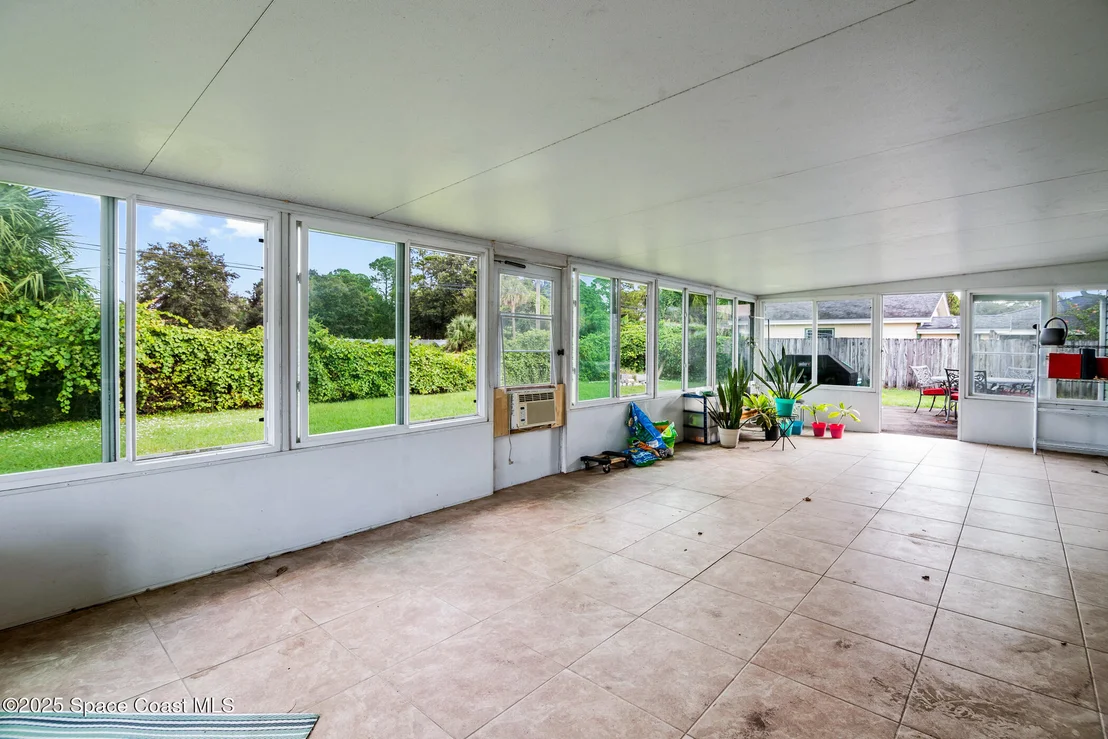Photo of 5730 Friendly Street