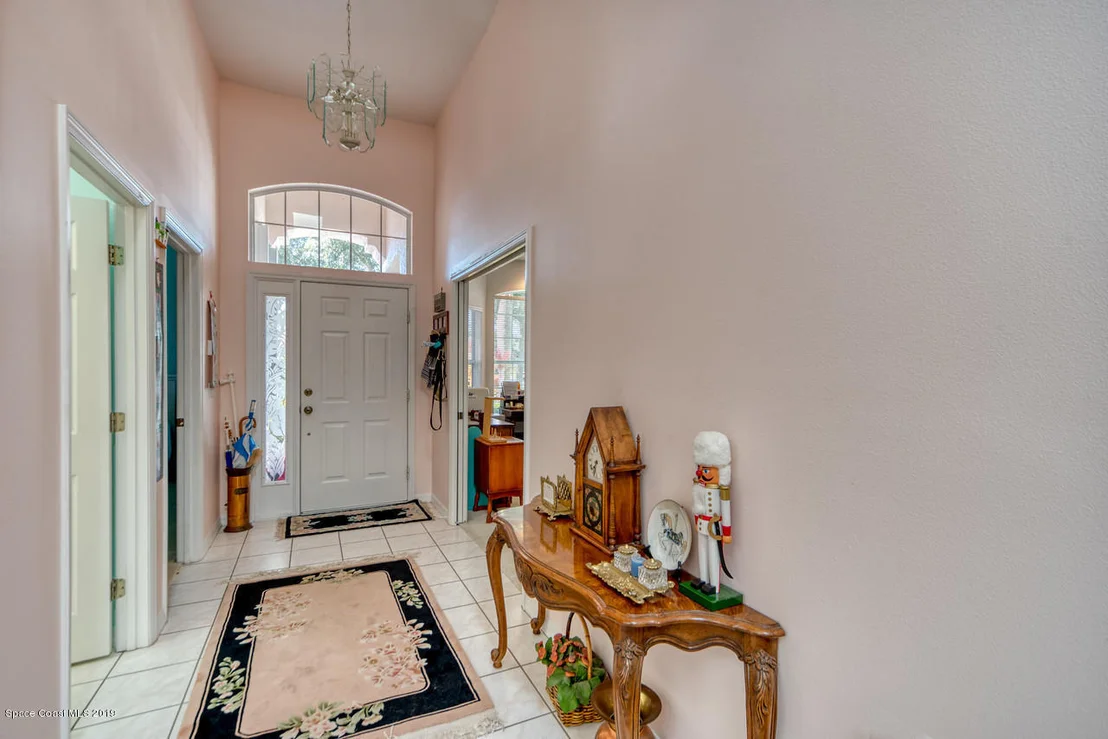 Photo of 527 Willis Way