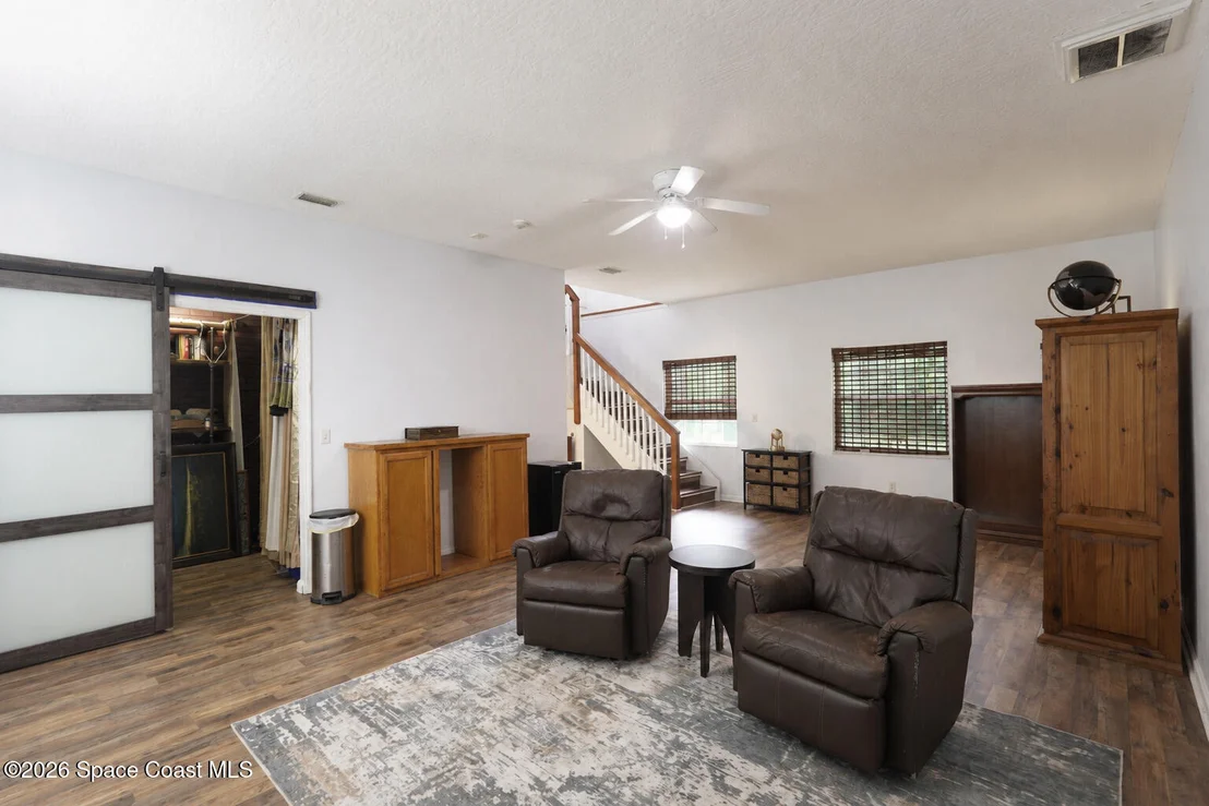 Photo of 4165 Heller Road