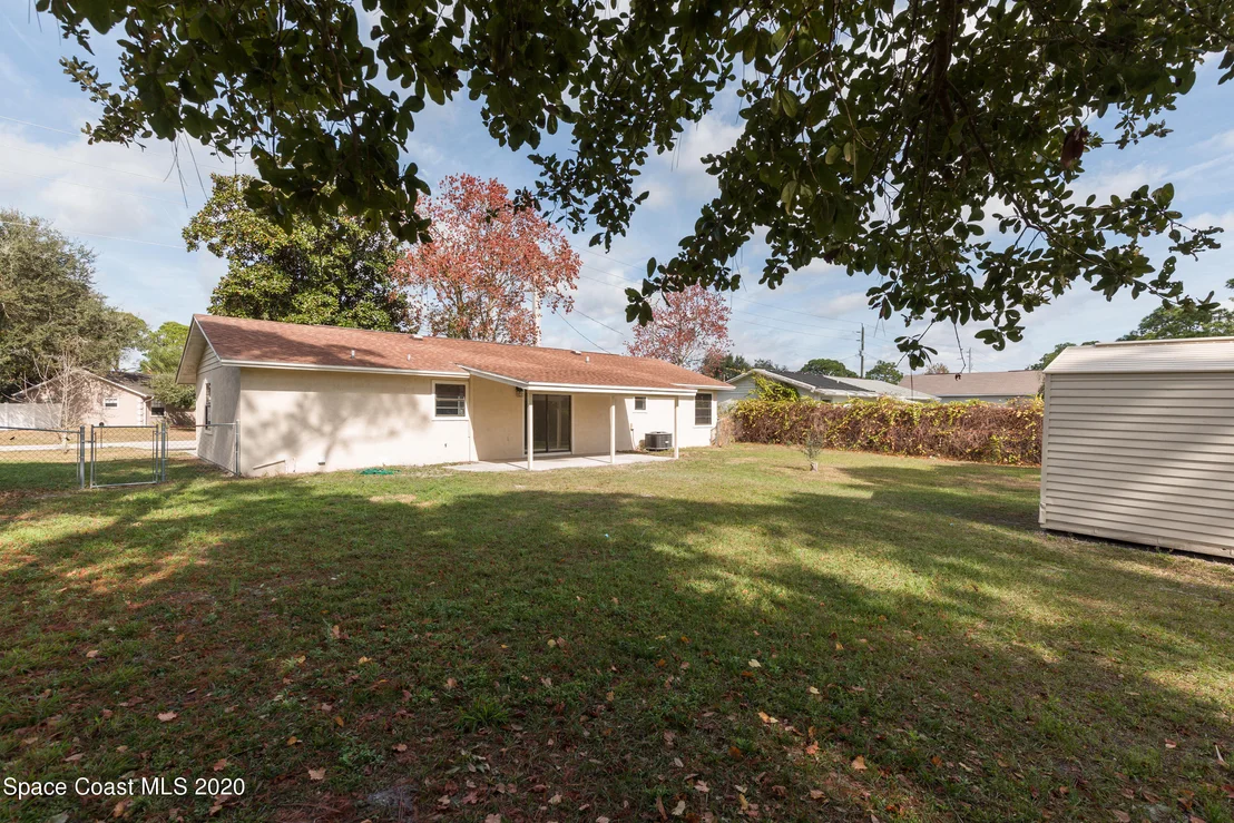 Photo of 6387 Hudson Road