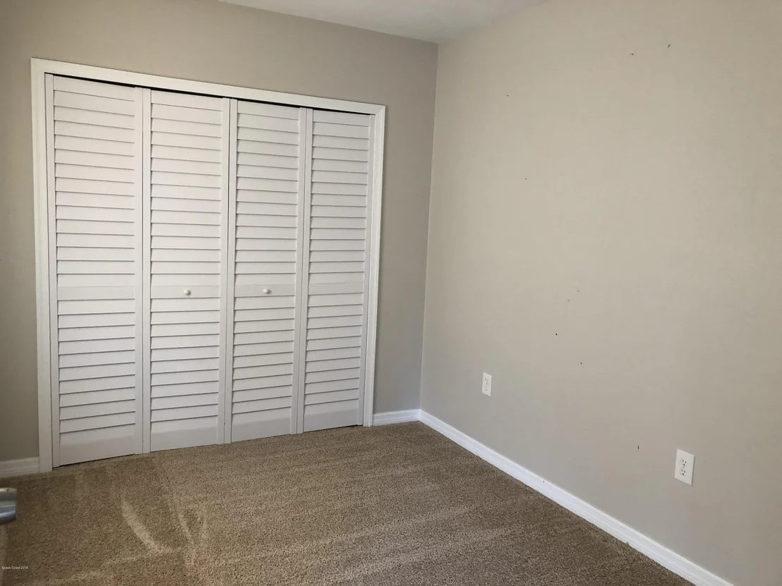 Photo of 949 Beach Lane