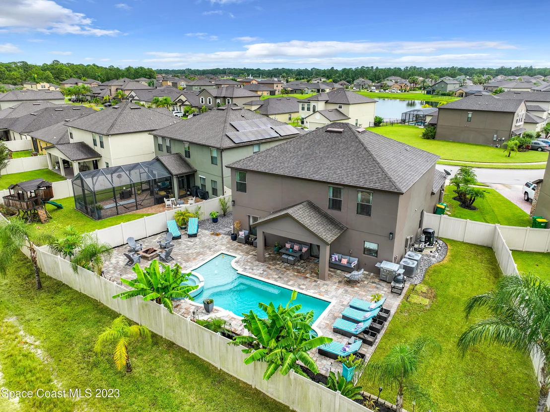 Photo of 690 Fiddleleaf Circle
