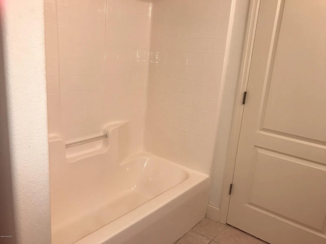 Photo of 302 Waterside Circle