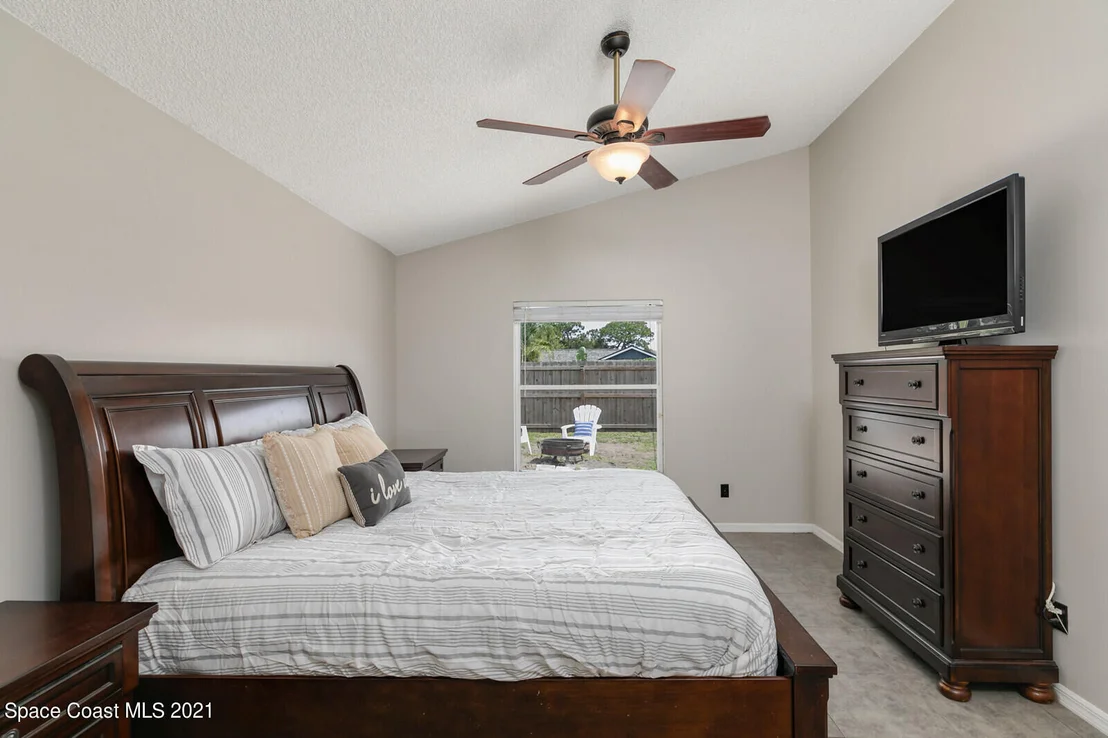 Photo of 1011 Sabal Grove Drive