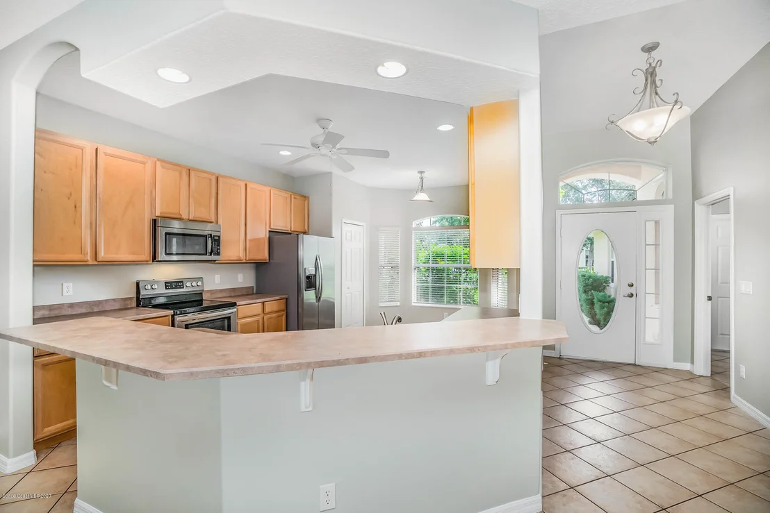 Photo of 4660 Portage