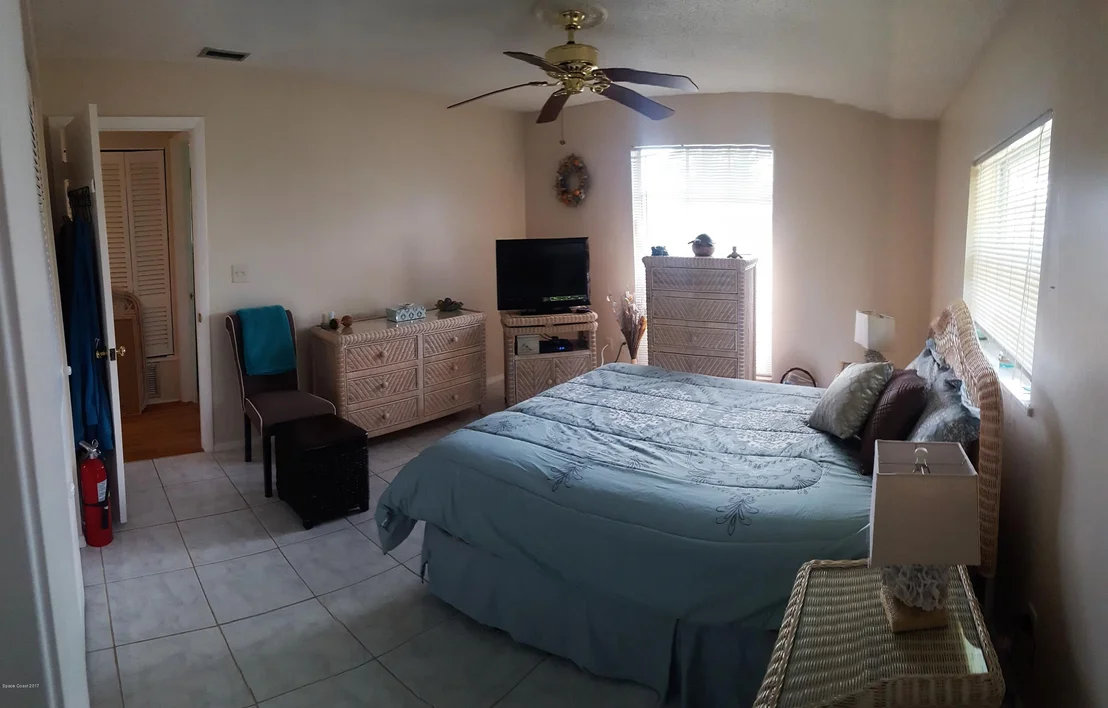 Photo of 787 Apollo Circle NE