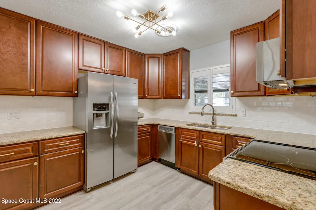 Photo of 505 Coral Drive