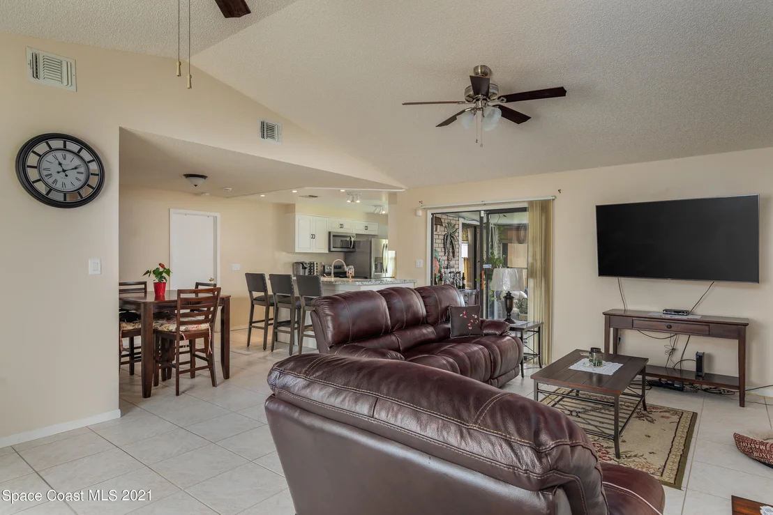 Photo of 101 Hammock Road SE