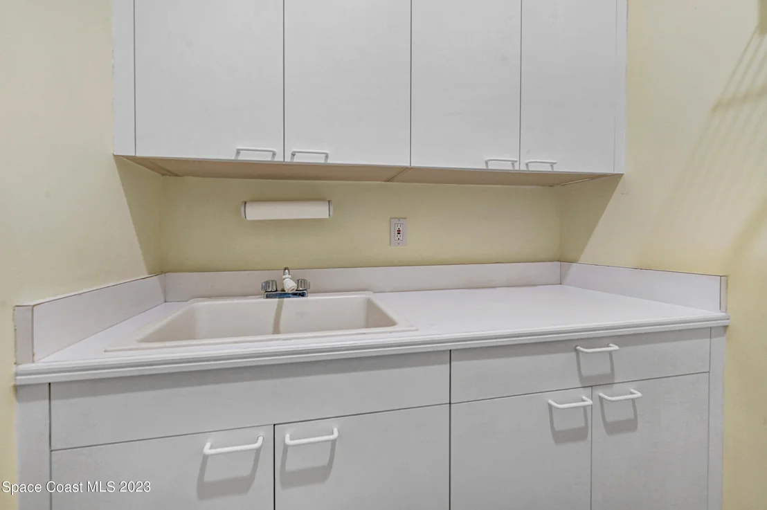 Photo of 954 Somerset Lane