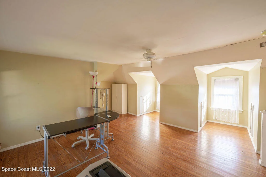 Photo of 1698 Guava Avenue