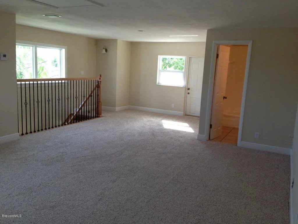 Photo of 255 S Robert Way