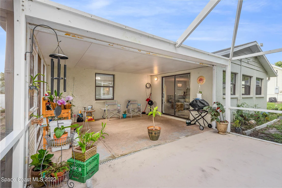 Photo of 5460 Friendly Street
