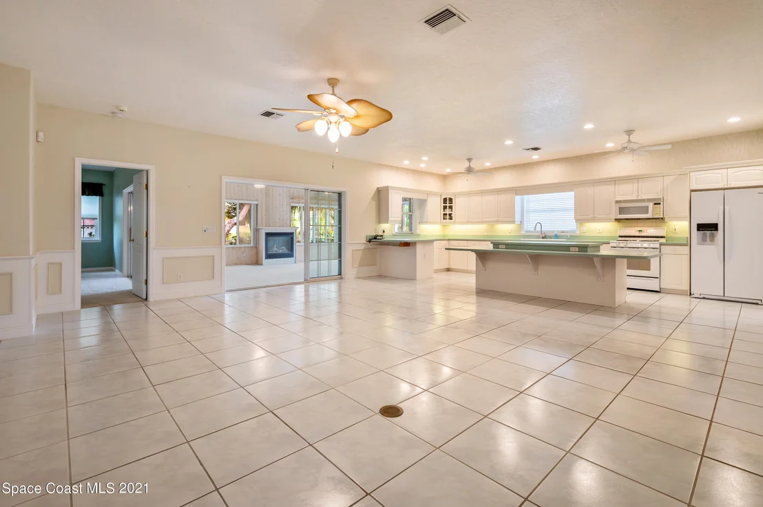 Photo of 970 Palm Brook Drive