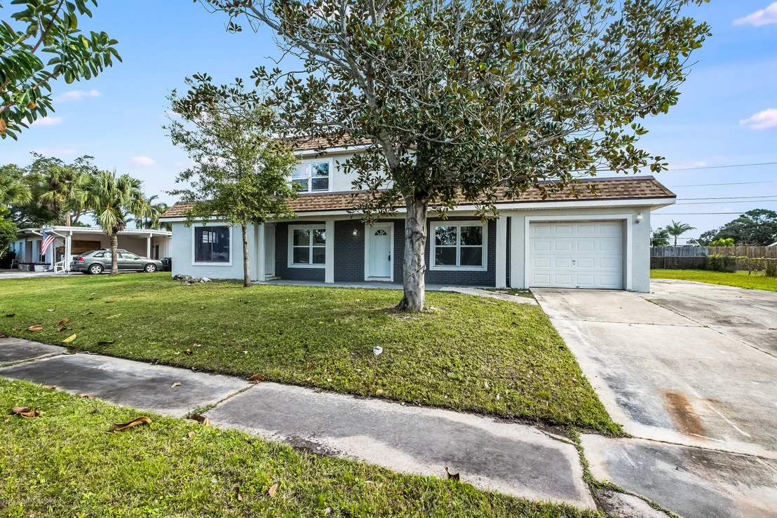 Photo of 1019 Daytona Drive NE
