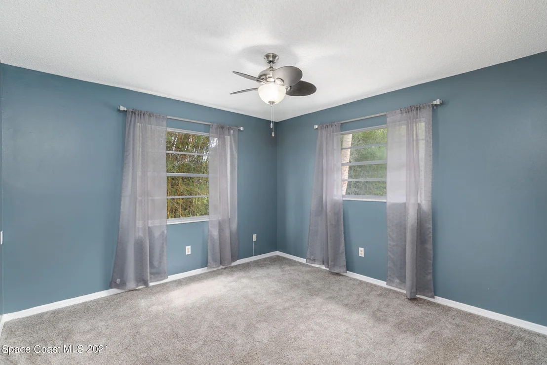 Photo of 1980 Michels Drive NE