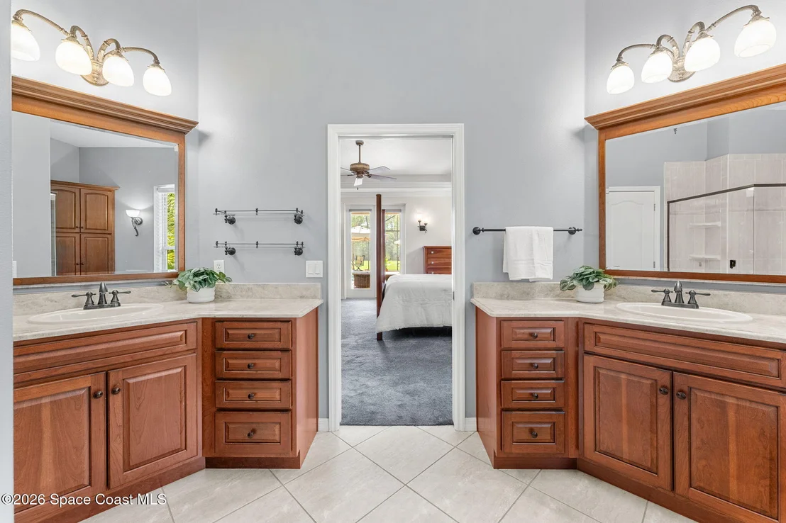 Photo of 5453 The Willows Drive