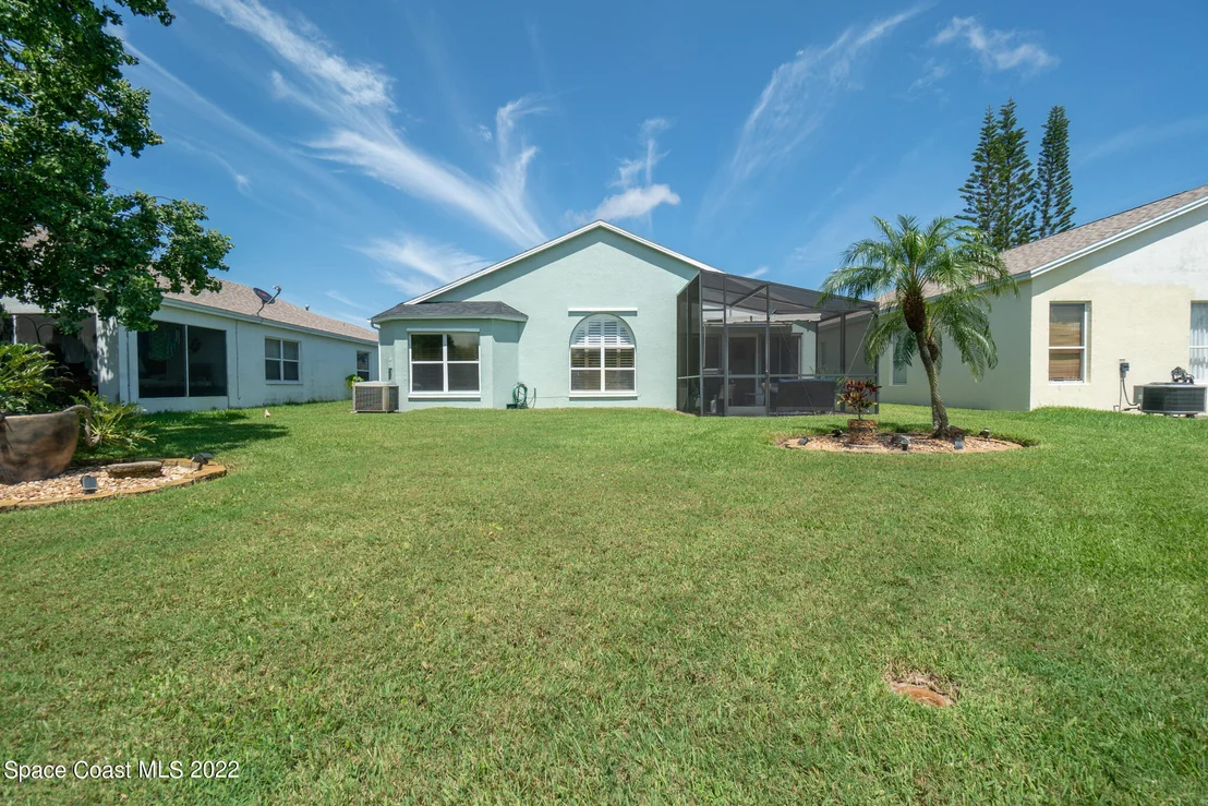 Photo of 8053 Bracken Lane
