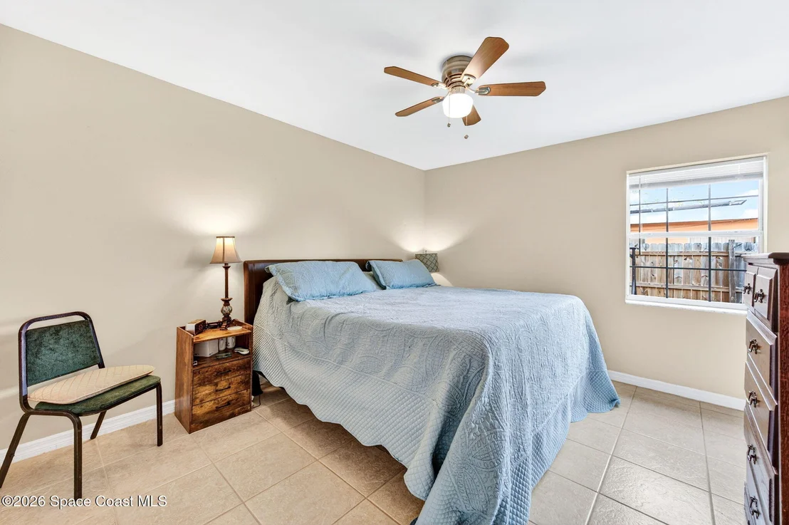 Photo of 719 Bianca Drive NE