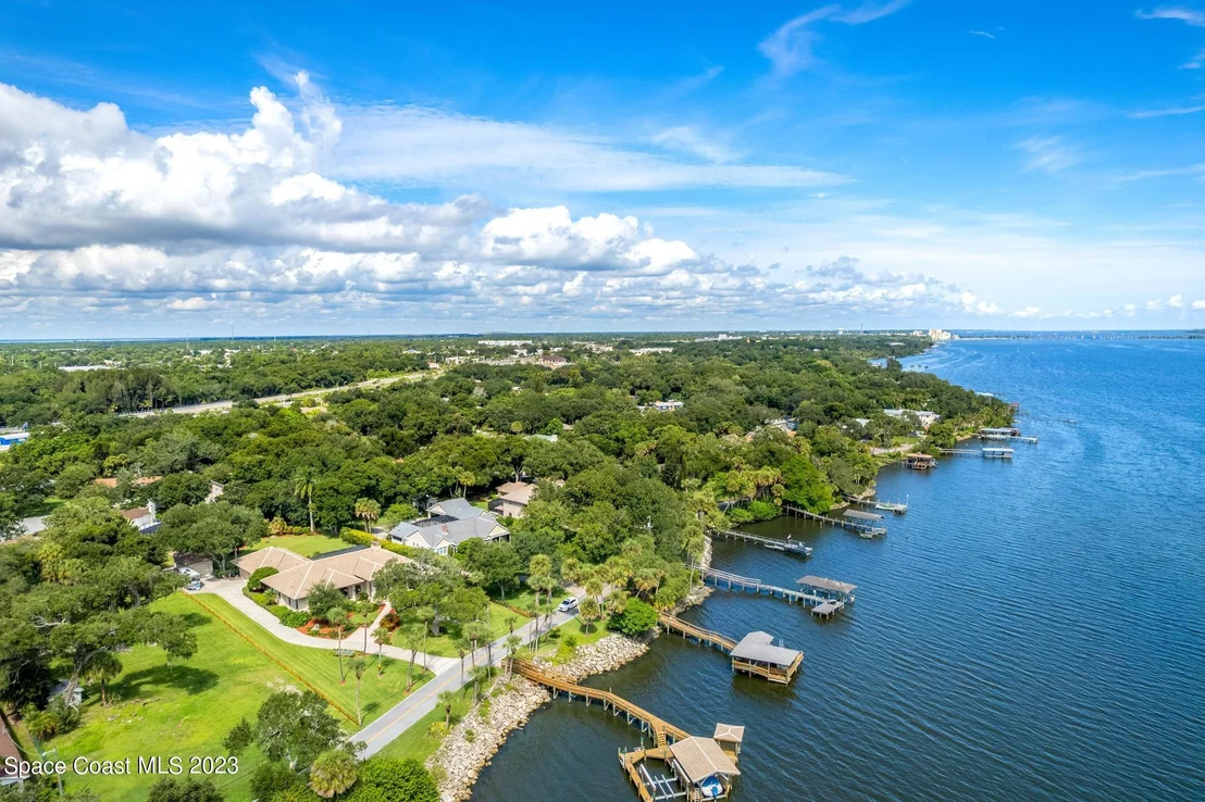 Photo of 1421 Rockledge Drive