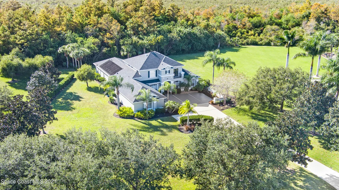 Photo of 882 Oak Park Drive