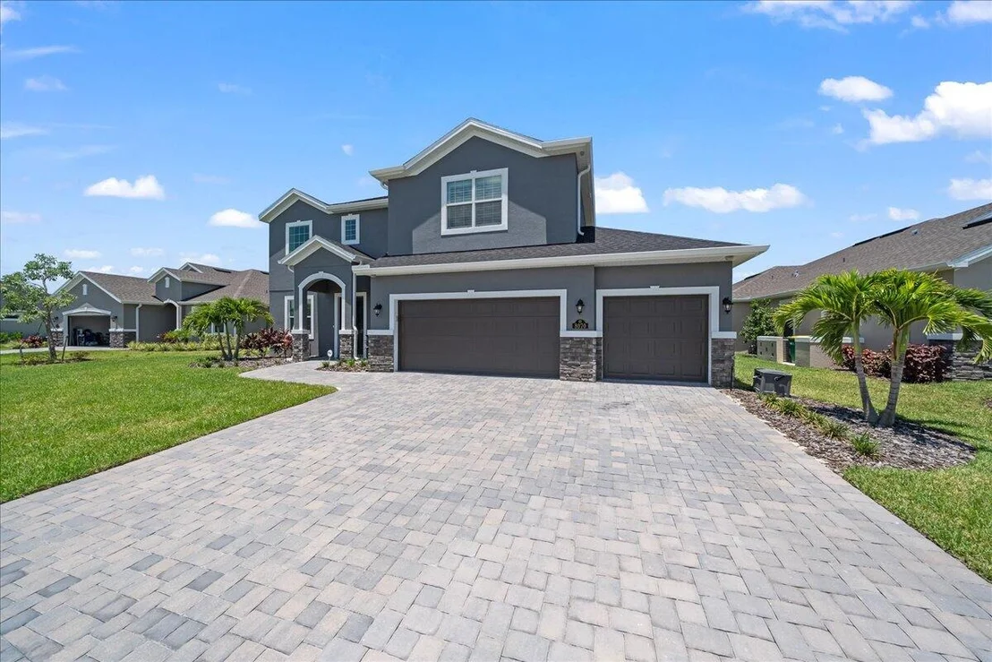 Photo of 8070 Lucent Court