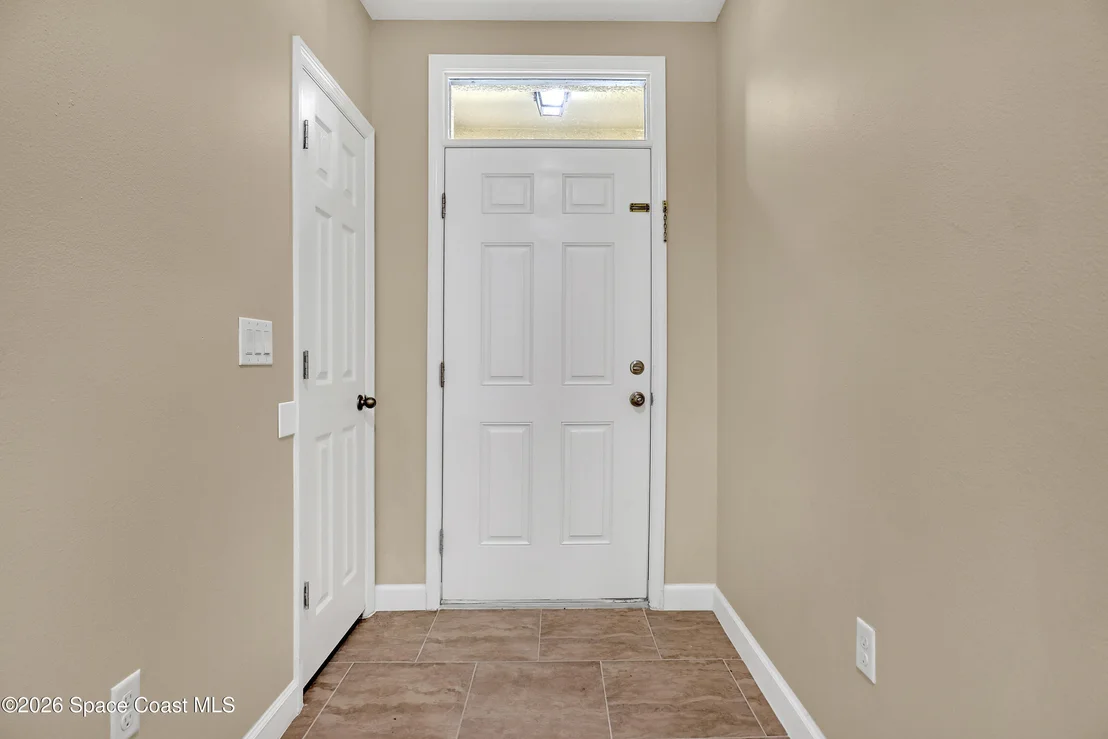 Photo of 2605 Falcon Lane
