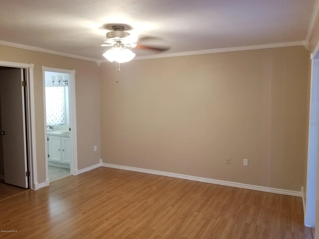 Photo of 1660 Clover Circle