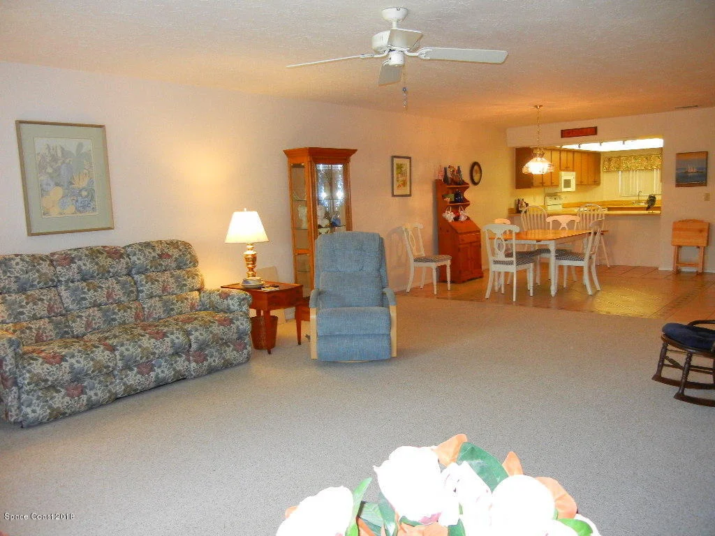 Photo of Unit 1232 at 305 Tangle Run Boulevard