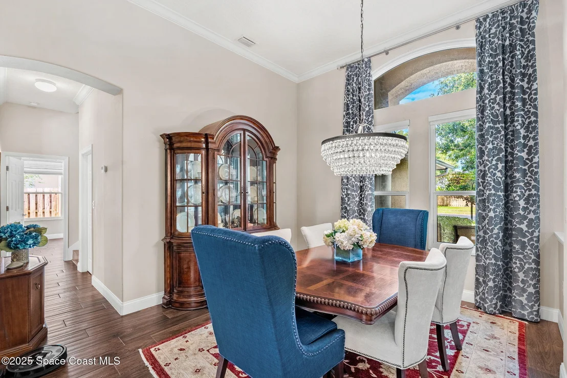 Photo of 5837 Arlington Circle