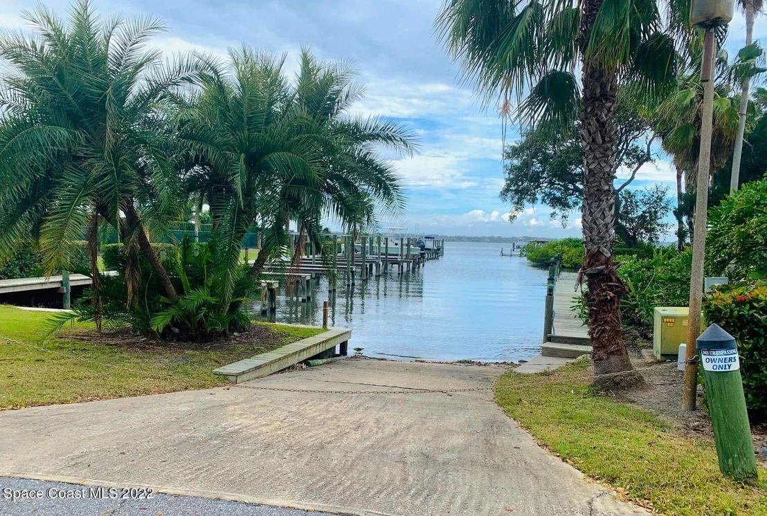 Photo of 295 Utopia Circle