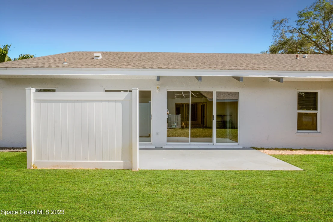 Photo of 365 Mission Oak Drive