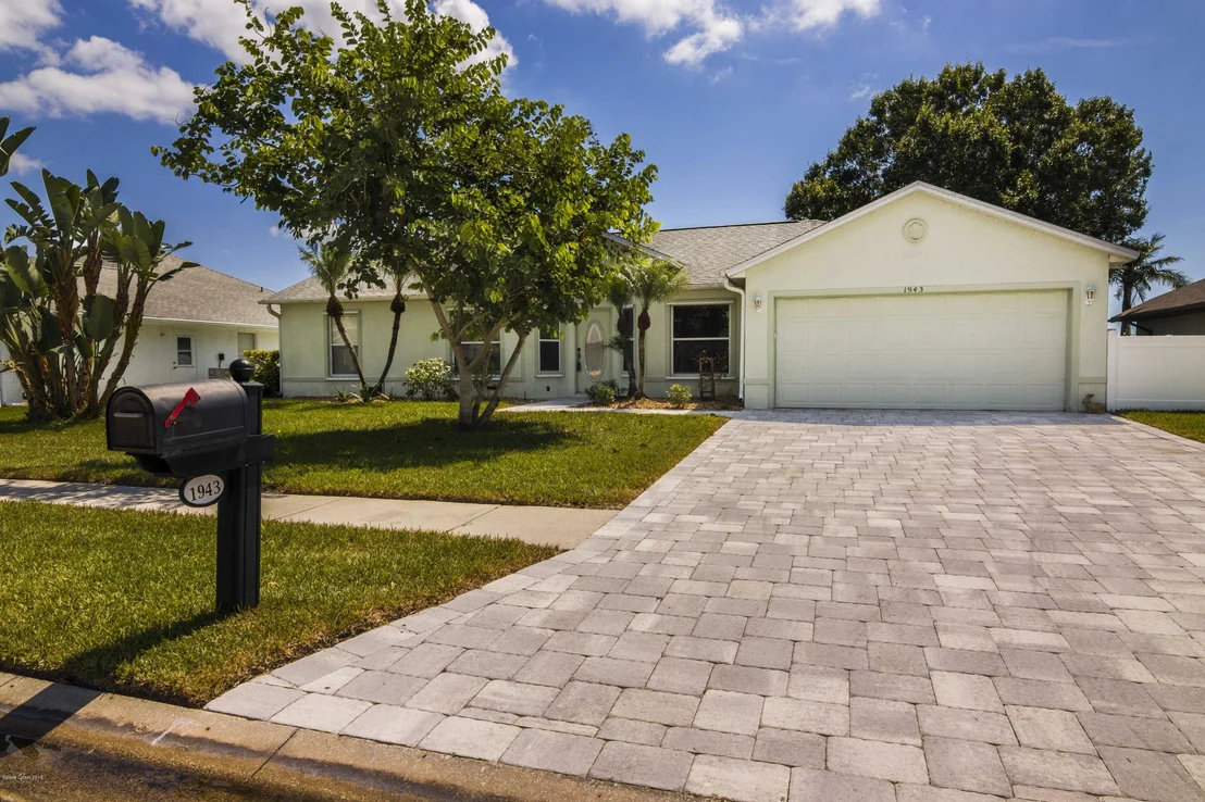 Photo of 1943 Jacques Drive