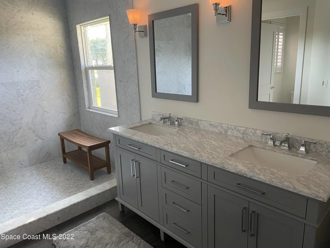 Photo of 460 Bay Point Drive