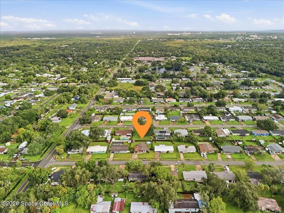 Photo of 2484 Victor Road
