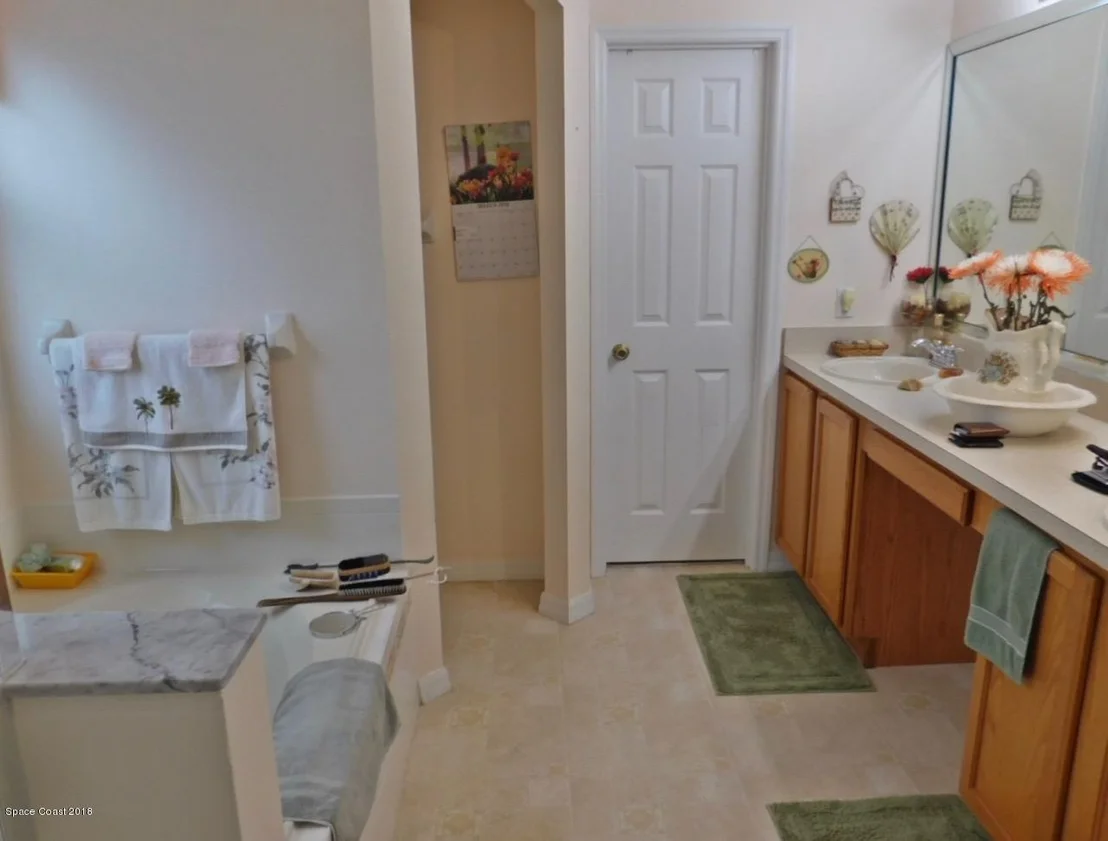 Photo of 225 Sedgewood Circle