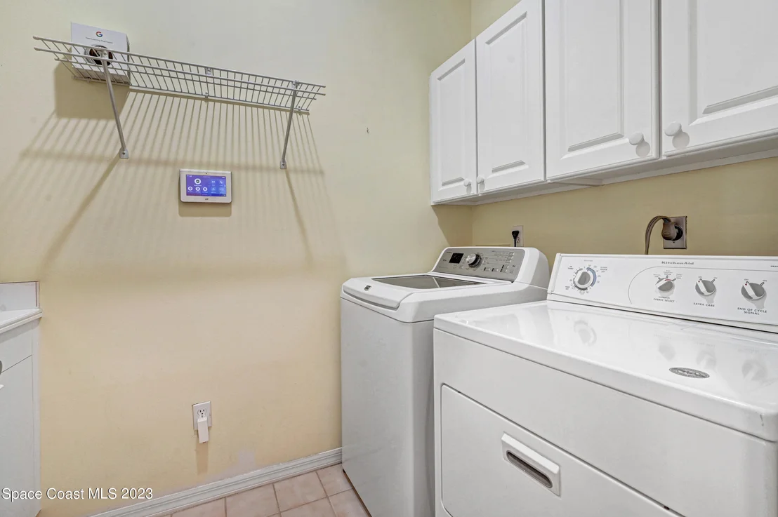 Photo of 954 Somerset Lane