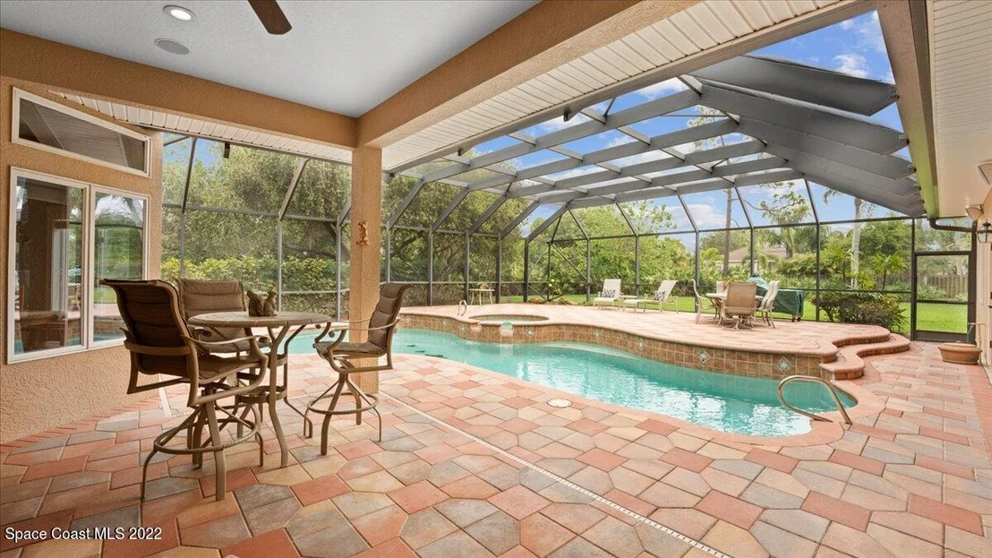 Photo of 873 Oak Park Drive