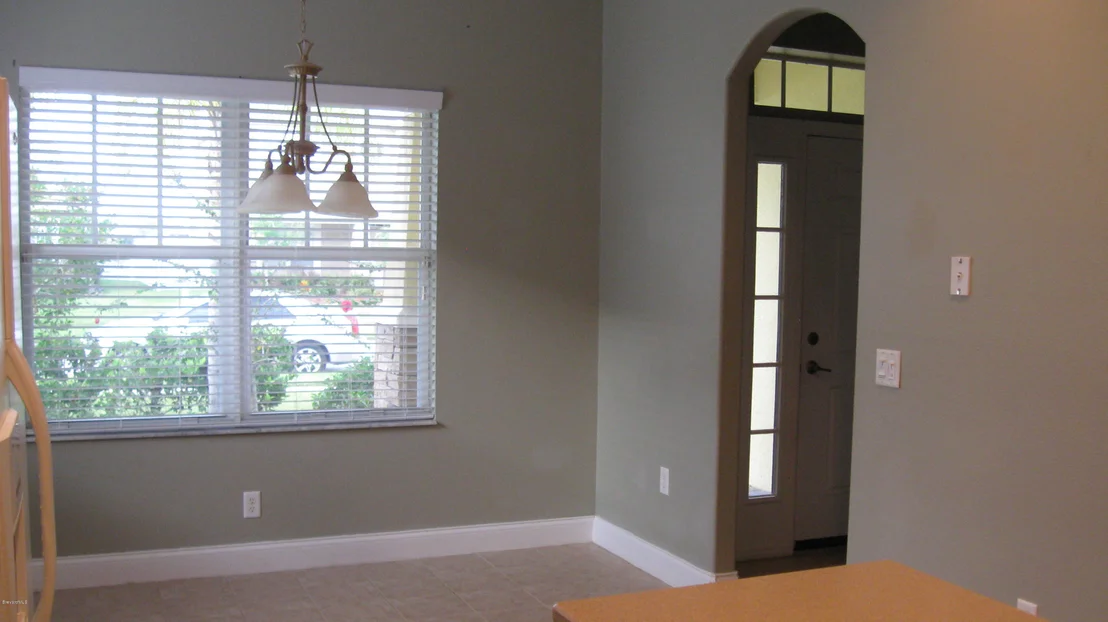 Photo of 2260 Bridgeport Circle