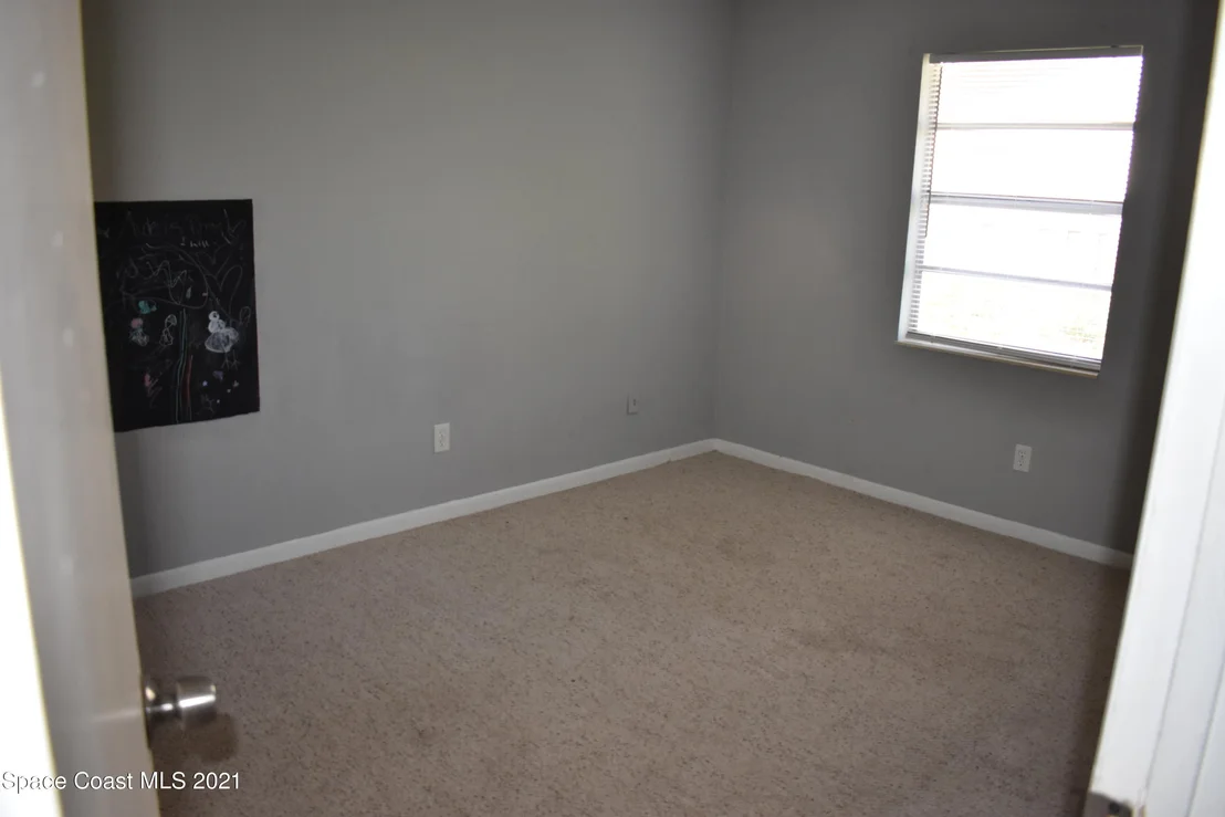 Photo of 2848 Wright Avenue