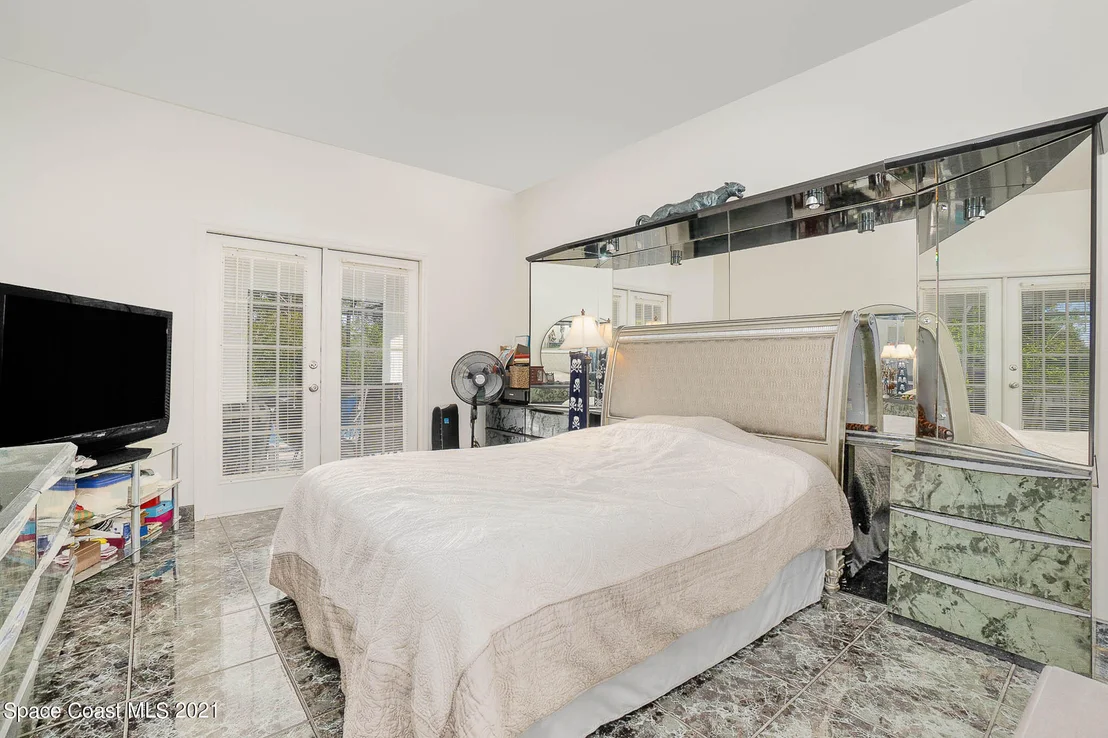 Photo of 1400 Bronco Drive