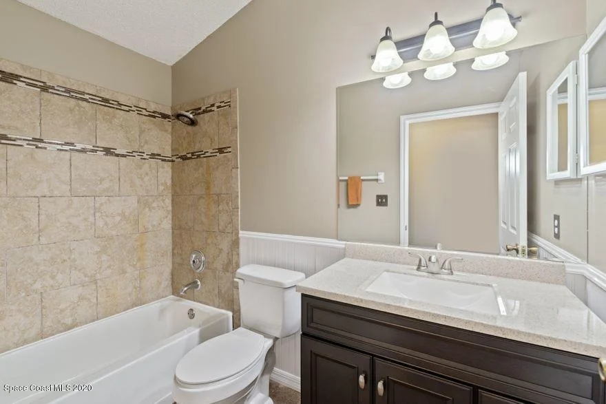 Photo of 3120 Hield Road