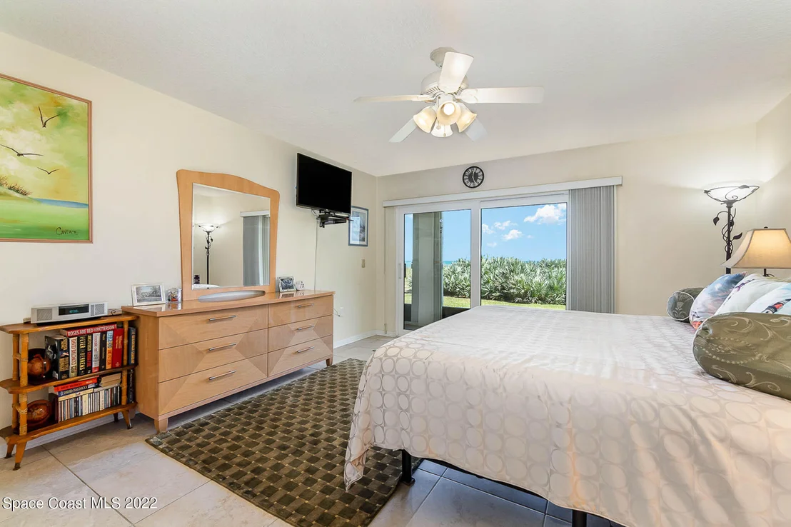 Photo of Unit 110 at 175 Highway A1a