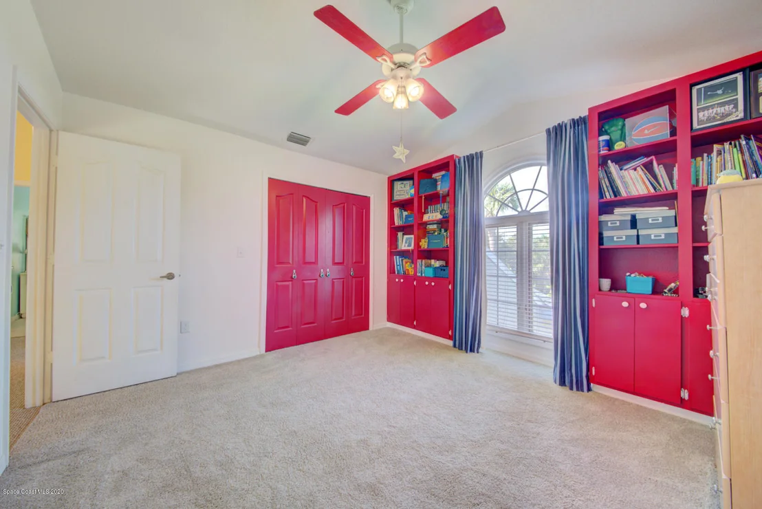 Photo of 2164 Royal Oaks Drive