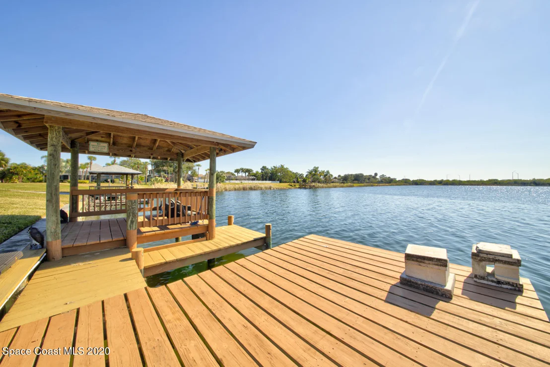 Photo of 1155 Tuckaway Drive