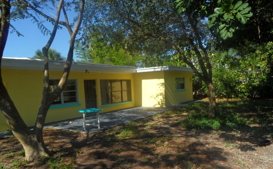 Photo of 311 Avenida De Paz