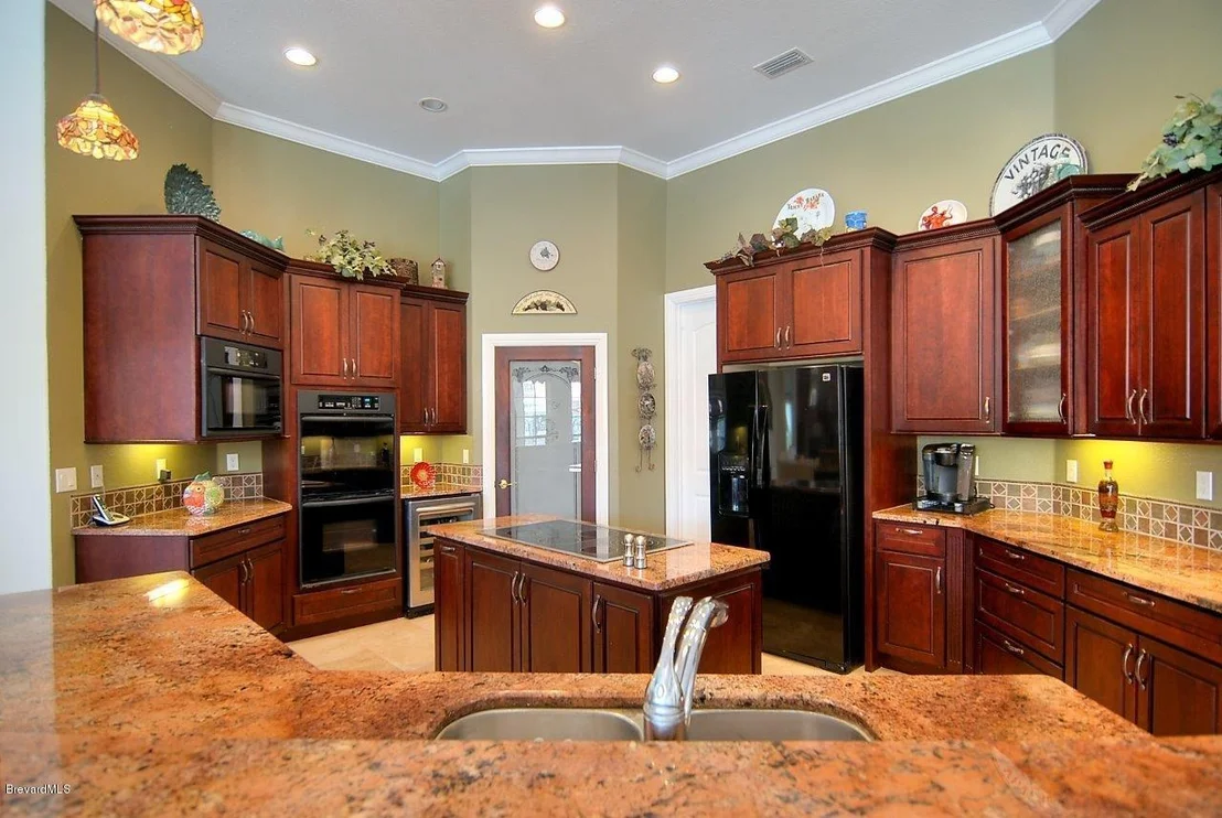 Photo of 2270 Grant Road
