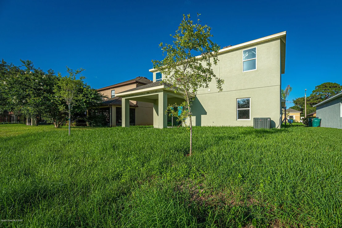 Photo of 475 Dryden Circle