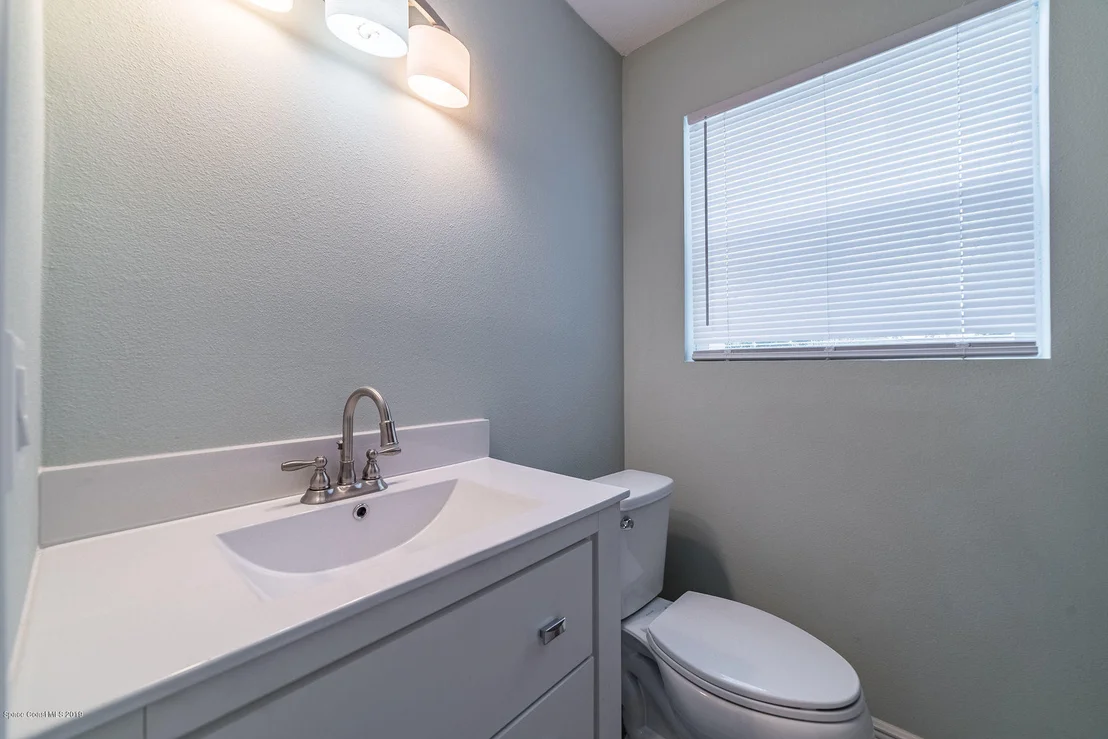 Photo of 954 Bianca Drive NE